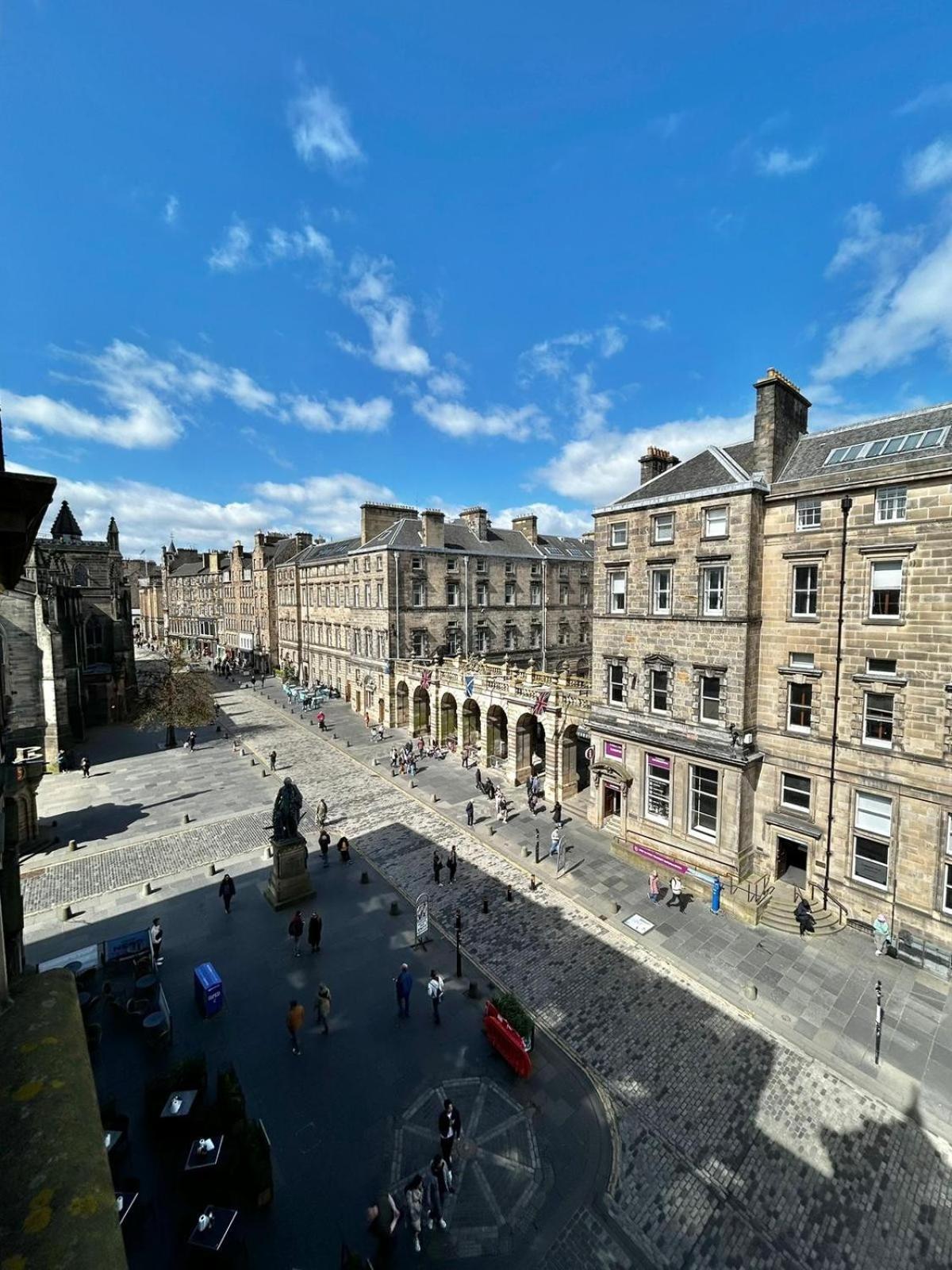 Parliament Sq Apartment Единбург Екстериор снимка