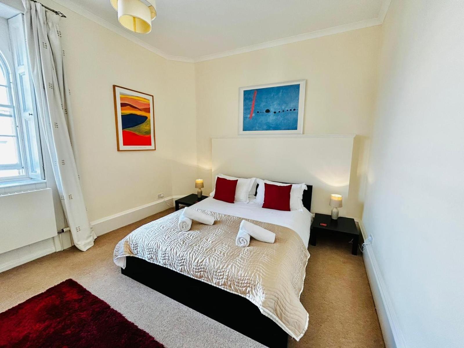 Parliament Sq Apartment Единбург Екстериор снимка