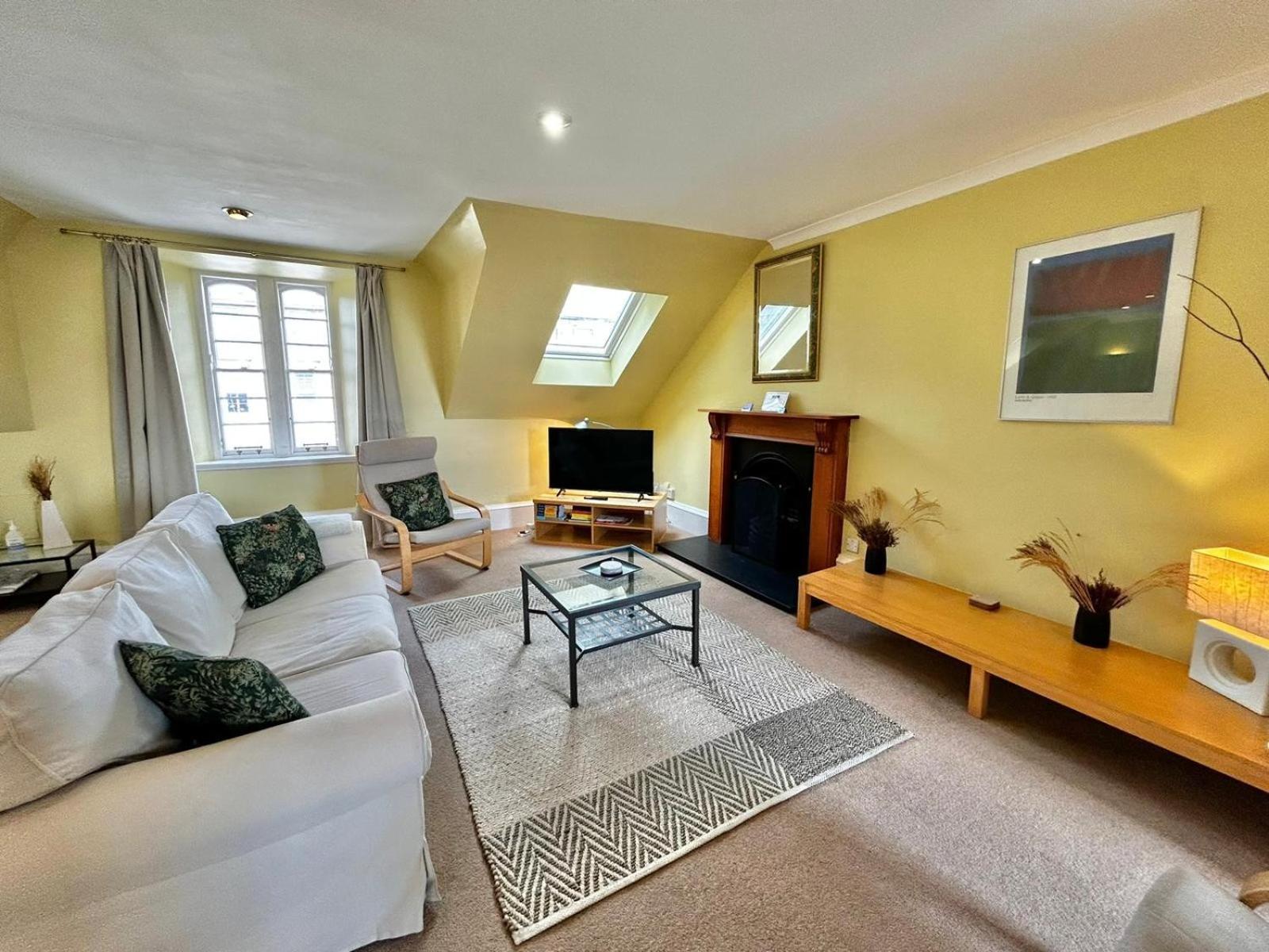 Parliament Sq Apartment Единбург Екстериор снимка